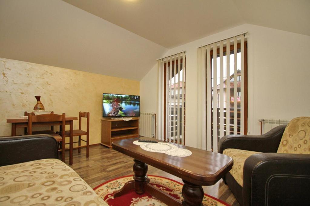 Apartmani Bogdanovic Ζλάτιμπορ Εξωτερικό φωτογραφία