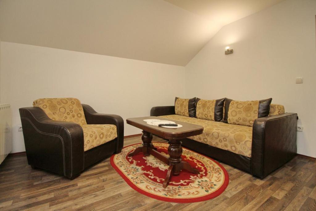 Apartmani Bogdanovic Ζλάτιμπορ Εξωτερικό φωτογραφία